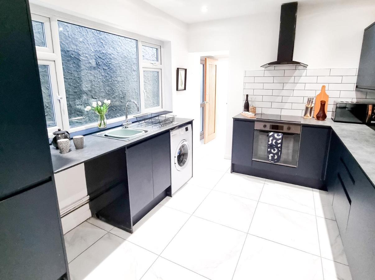 סוואנסי Spacious 3-Bed Near The City Centre מראה חיצוני תמונה