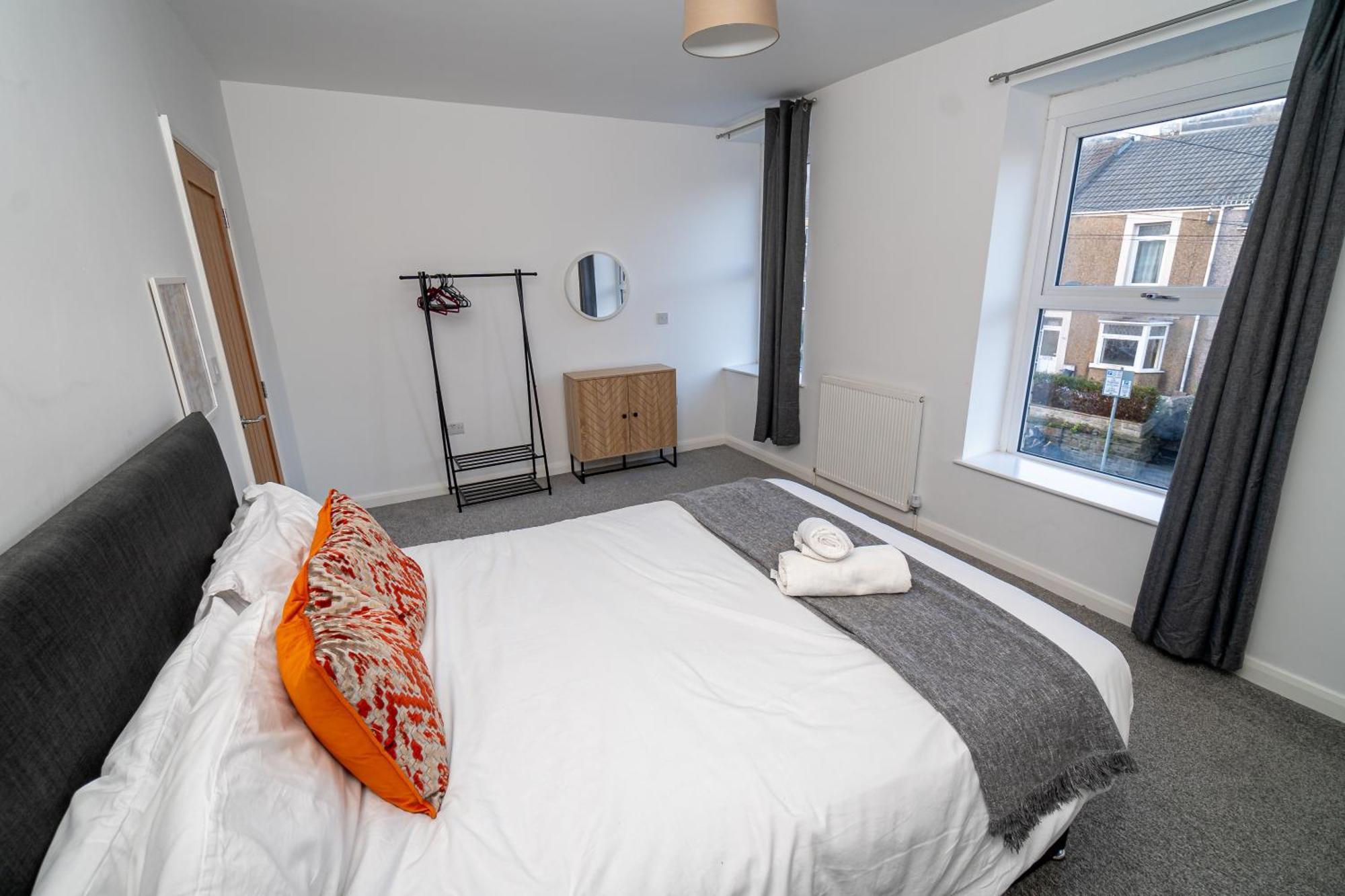 סוואנסי Spacious 3-Bed Near The City Centre מראה חיצוני תמונה