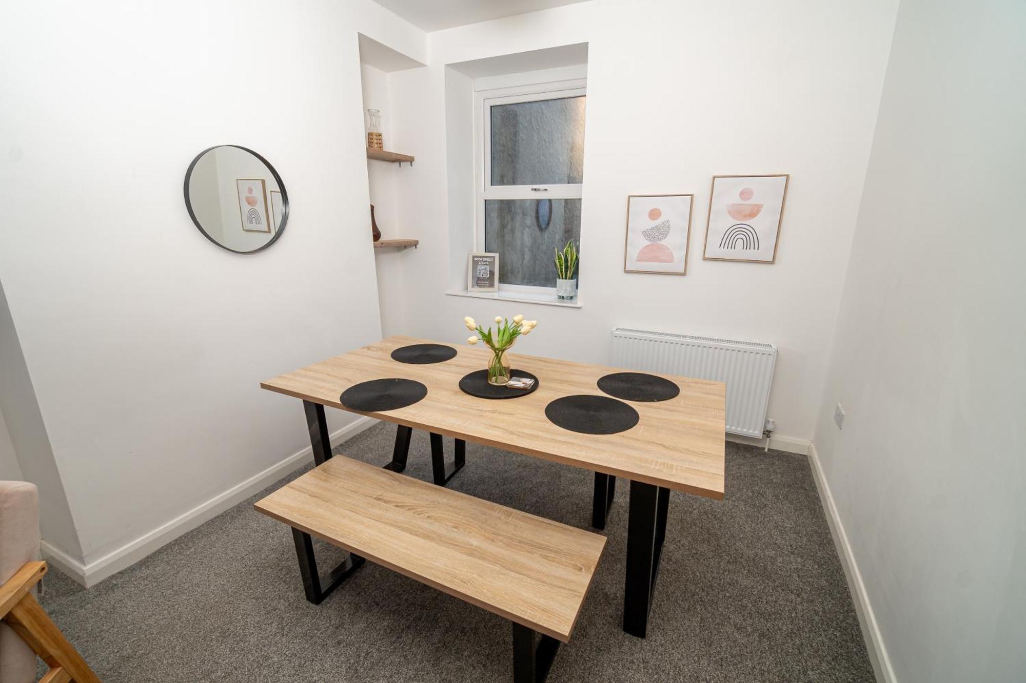 סוואנסי Spacious 3-Bed Near The City Centre מראה חיצוני תמונה